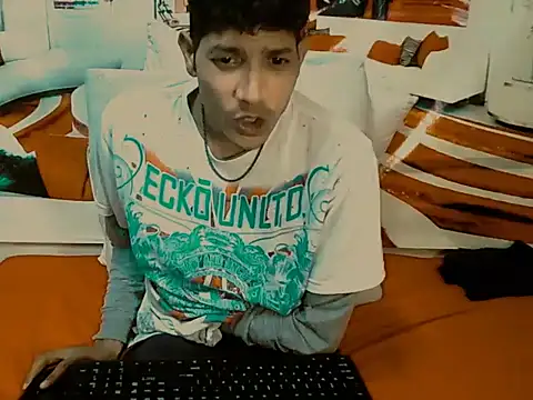 IndianSavageMale webcam