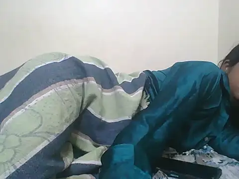 naromi_3563 live cam on StripChat