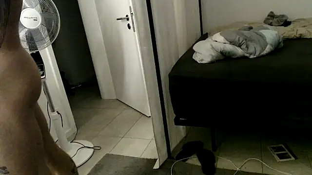 HotHotPursuit1 webcam