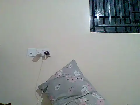 Midnight_Juicy webcam