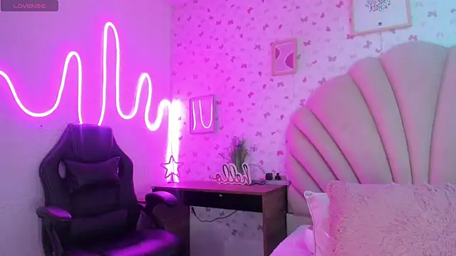SweettZoe webcam