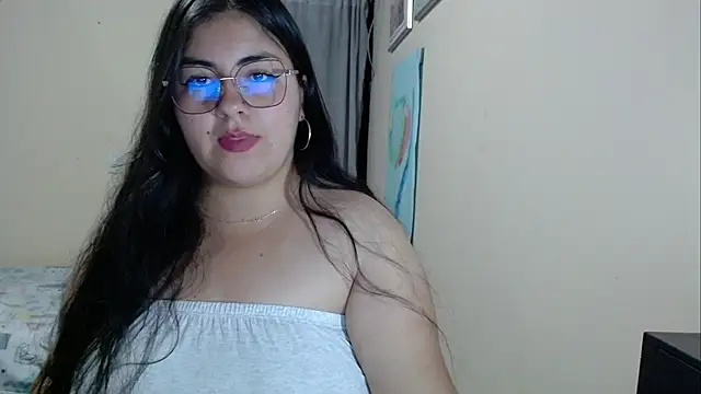 Alejaa_33 webcam
