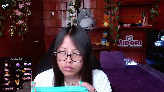 MidoriQuiinn webcam