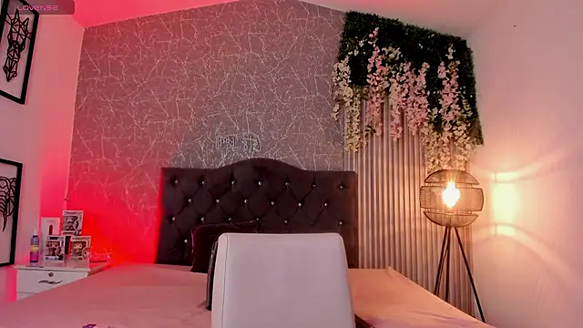 lana_gill1 live cam on StripChat