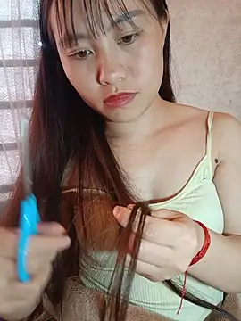 cherry-squirtt (F young) - Kiếm tiền mua điện thoại