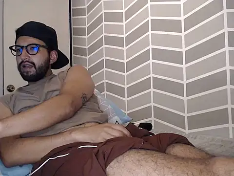 thomass1018 webcam
