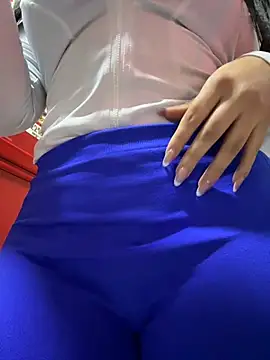 Sara_fun's live cam