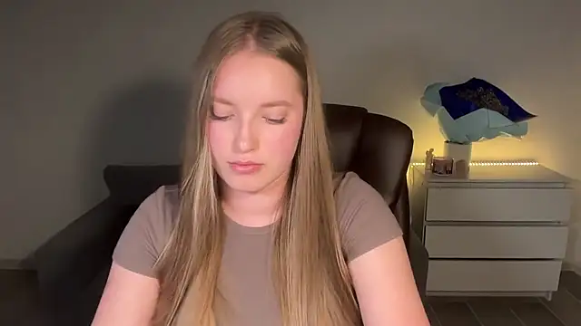 EvaMaddison webcam