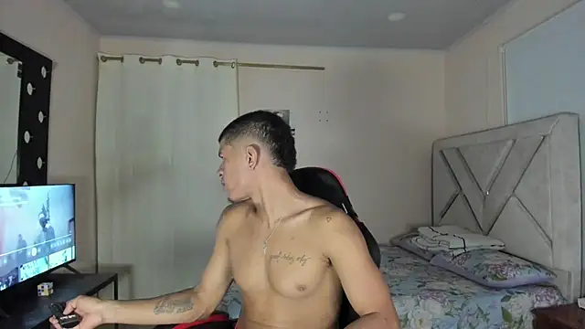 Toptony22 webcam