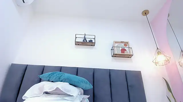 sam_doll_ webcam