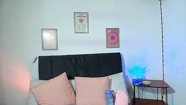 samm_curvy webcam
