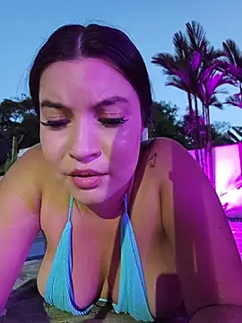 Pretty_Julieta webcam