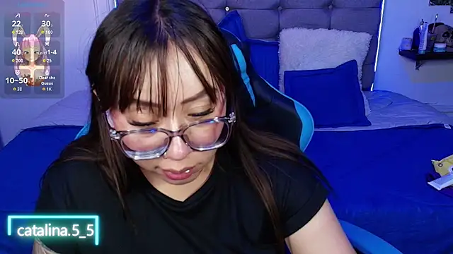 Kata_Bigboobs webcam