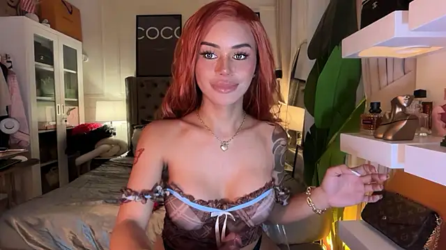 ParisianDoll Live Web Cam Show