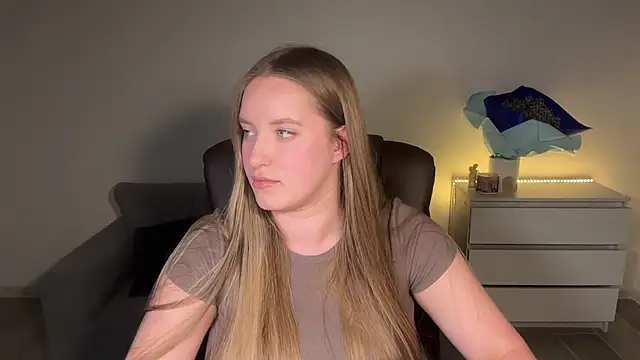EvaMaddison webcam