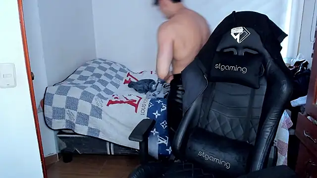 Tommy_Bred webcam