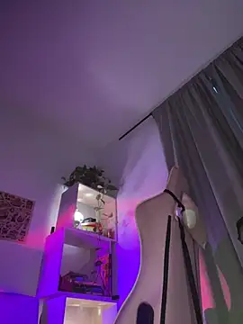 Emma_Wish live cam on StripChat