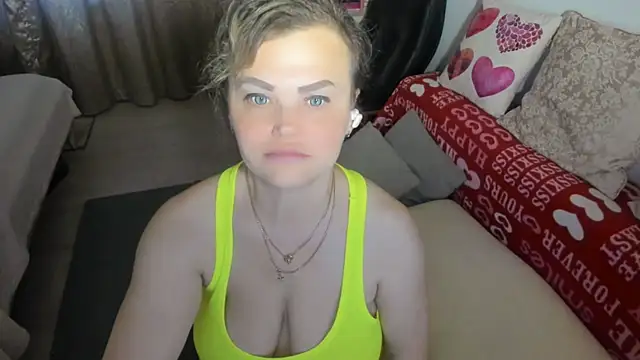 MildMature webcam