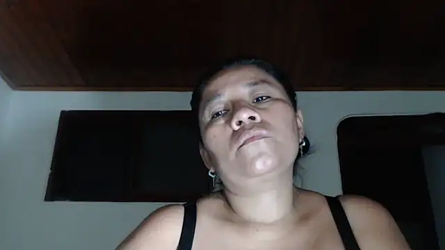 adrixxx38 webcam