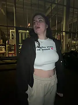 EllyNora webcam