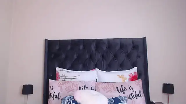 Sexynaughty_Girl webcam