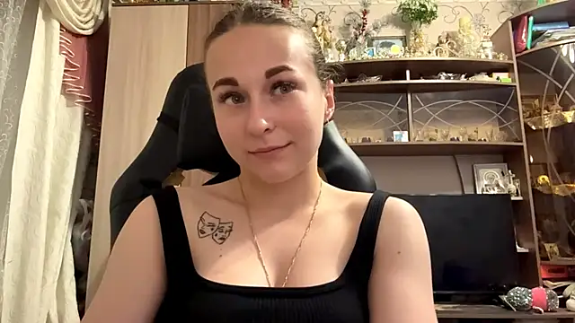 TaIliedGuest live cam on StripChat