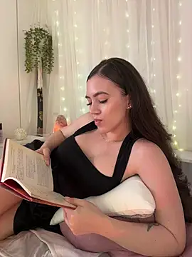 Amelia_Rouse webcam