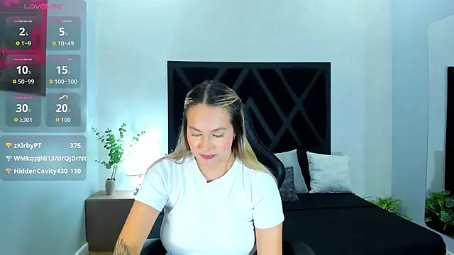 Emmaa_white_ webcam