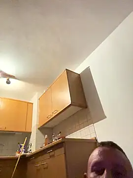 StrongMen91 webcam