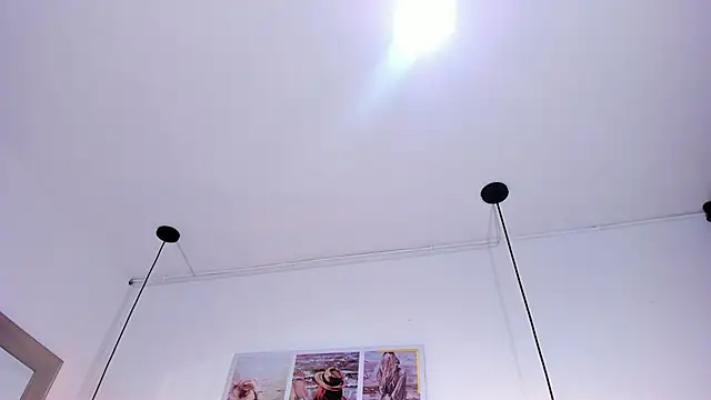 Noelle_Minx webcam