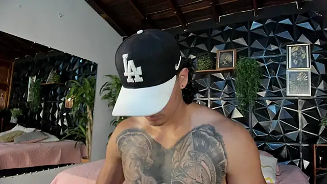 elliot_colton webcam