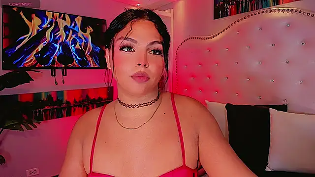 Maia_Hotts webcam