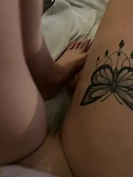 Charley2342 webcam