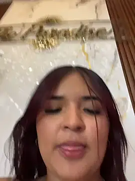 CrystalCarrington webcam