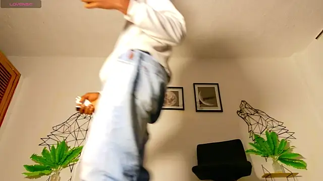 xavier_cole webcam