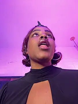 Ayla_Noir webcam