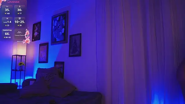 HannahW_ webcam