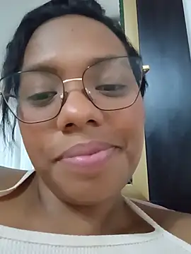 lia_mariana webcam