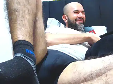 hairyandbigmann webcam