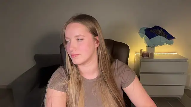 EvaMaddison webcam