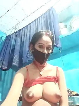 Nandani-758 webcam