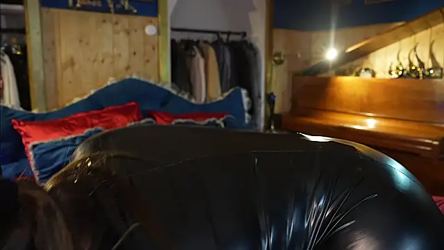VanessaDoyle webcam
