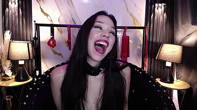 Doll4anall live cam on StripChat