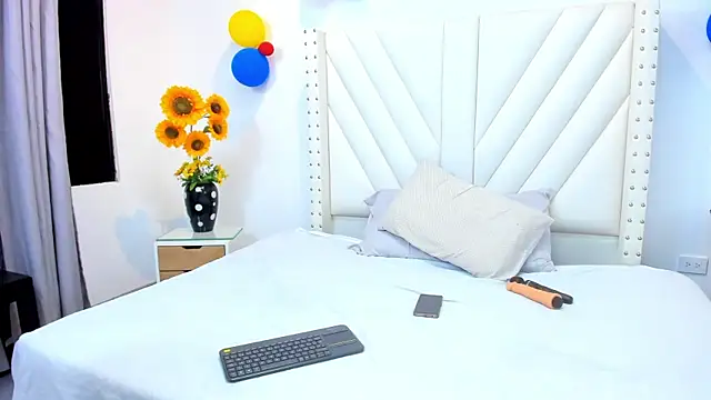 Paulynavera webcam