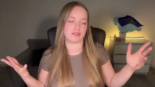 EvaMaddison webcam
