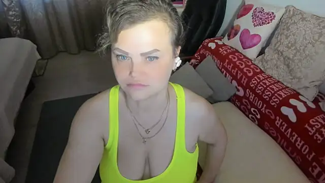 MildMature webcam