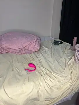 MelisaMira webcam