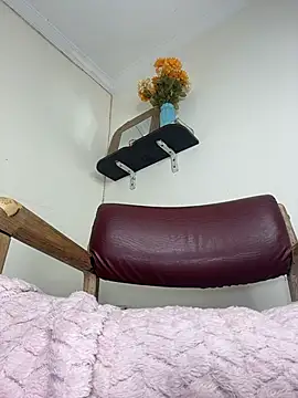LilaRvsh webcam