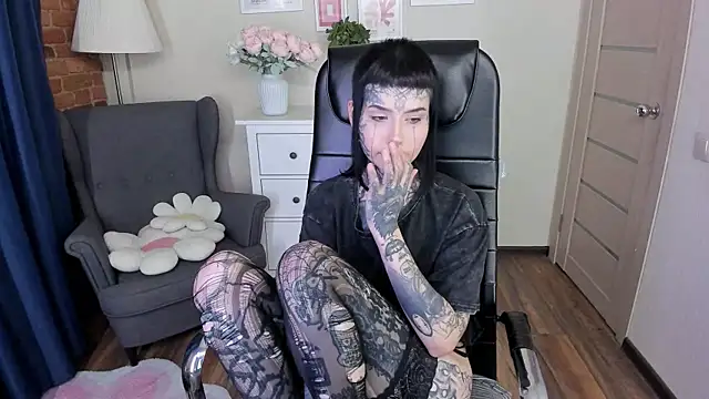 Bloood__Mary webcam
