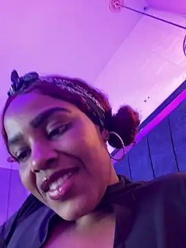 Ayla_Noir webcam